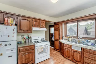 1718 Hague Ave, Saint Paul, MN 55104 - Photo 13