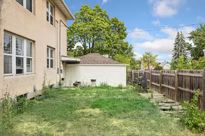 393 Geranium Avenue E, Saint Paul, MN 55130 - Photo 37