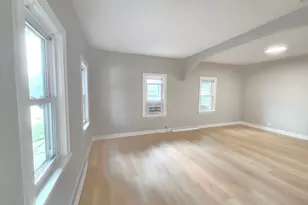 712 Maple St W, Stillwater, MN 55082 - Photo 13