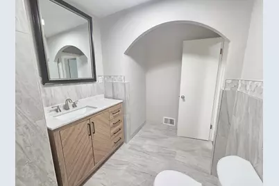 712 Maple Street W, Stillwater, MN 55082 - Photo 21
