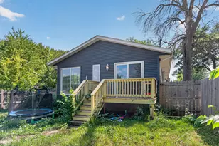 995 Rose Ave E, Saint Paul, MN 55106 - Photo 37