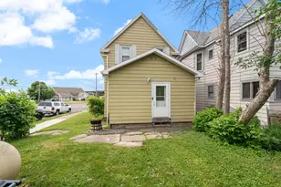 3201 Chestnut St, Duluth, MN 55806 - Photo 3