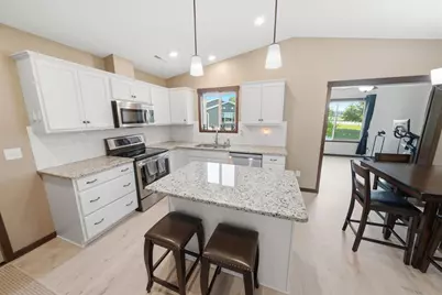 148 Highland Circle, Zumbrota, MN 55992 - Photo 9