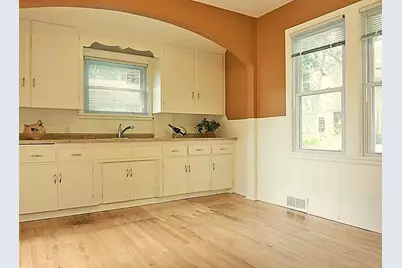 738 Magnolia Avenue E, Saint Paul, MN 55106 - Photo 25