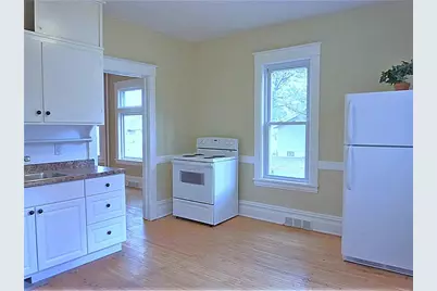 738 Magnolia Avenue E, Saint Paul, MN 55106 - Photo 5