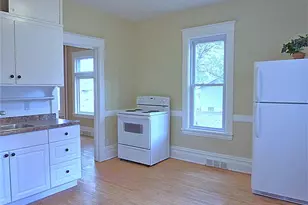 738 Magnolia Ave E, Saint Paul, MN 55106 - Photo 5
