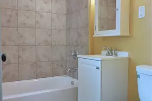 738 Magnolia Ave E, Saint Paul, MN 55106 - Photo 9
