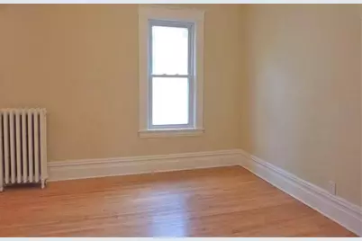 738 Magnolia Avenue E, Saint Paul, MN 55106 - Photo 13