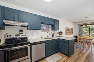 7201 Pontiac Cir, Chanhassen, MN 55317 - Photo 9