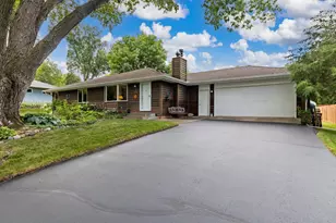5356 Holiday Rd, Minnetonka, MN 55345 - Photo 1