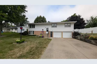 509 5th Street NE, Waseca, MN 56093 - Photo 1
