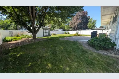 509 5th Street NE, Waseca, MN 56093 - Photo 5