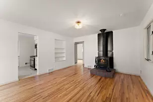738 22nd Ave N, South Saint Paul, MN 55075 - Photo 5
