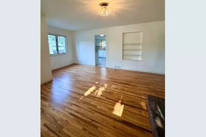 738 22nd Avenue N, South Saint Paul, MN 55075 - Photo 3
