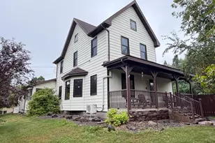 401 River Bluff Ave, Sandstone, MN 55072 - Photo 1