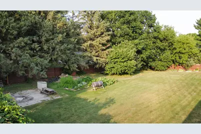 401 River Bluff Avenue, Sandstone, MN 55072 - Photo 15