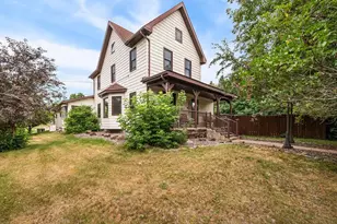 401 River Bluff Ave, Sandstone, MN 55072 - Photo 1