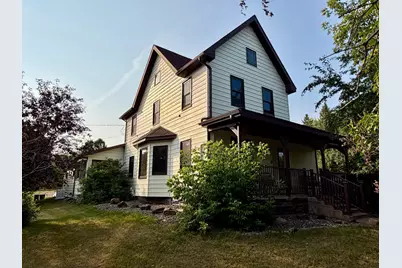 401 River Bluff Avenue, Sandstone, MN 55072 - Photo 1