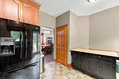 401 River Bluff Avenue, Sandstone, MN 55072 - Photo 11