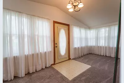 424 16th Avenue N, South Saint Paul, MN 55075 - Photo 3