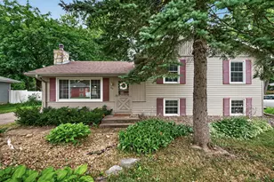 69 Dennis Ln N, Maplewood, MN 55119 - Photo 5