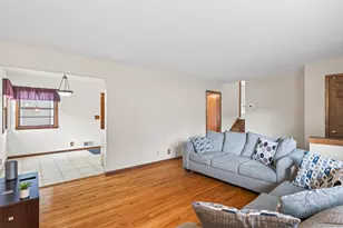 69 Dennis Ln N, Maplewood, MN 55119 - Photo 13