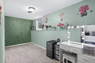 69 Dennis Ln N, Maplewood, MN 55119 - Photo 31