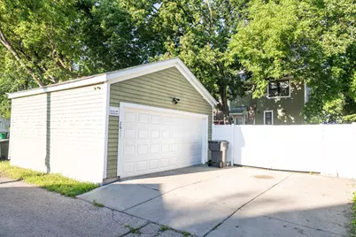 2611 James Avenue N, Minneapolis, MN 55411 - Photo 5