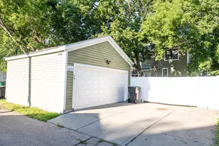2611 James Ave N, Minneapolis, MN 55411 - Photo 5