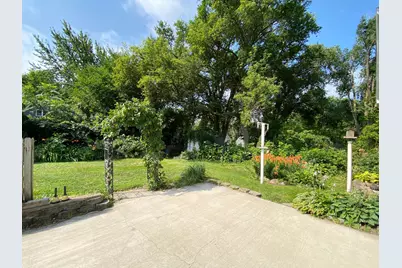 919 Abbott Street, Albert Lea, MN 56007 - Photo 5