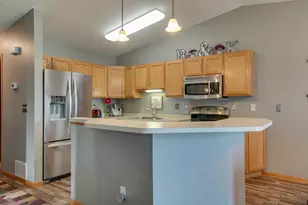 1901 41st Ave S, Moorhead, MN 56560 - Photo 9