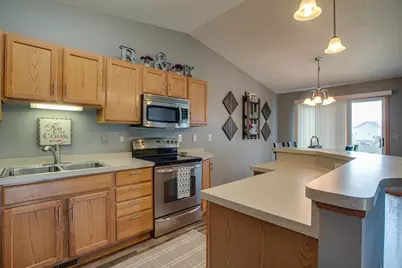 1901 41st Avenue S, Moorhead, MN 56560 - Photo 11