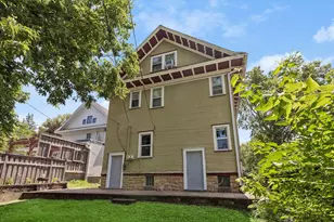 1083 Hague Ave, Saint Paul, MN 55104 - Photo 3