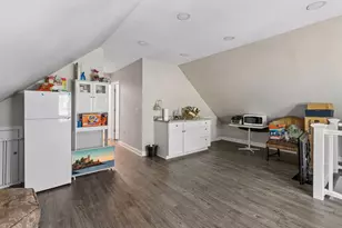 1083 Hague Ave, Saint Paul, MN 55104 - Photo 13