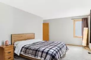 3062 Lake Shore Dr, Minneapolis, MN 55416 - Photo 15