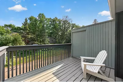 408-410 Cardigan Road, Shoreview, MN 55126 - Photo 9