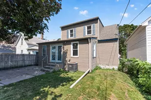 32 Maryland Ave E, Saint Paul, MN 55117 - Photo 35