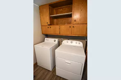 661 N Central Street, Warren, MN 56762 - Photo 21