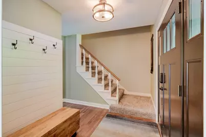 5710 Oakview Lane N, Plymouth, MN 55442 - Photo 15