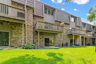 10304 Berkshire Rd, Bloomington, MN 55437 - Photo 39