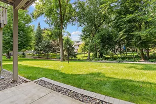 10304 Berkshire Rd, Bloomington, MN 55437 - Photo 37