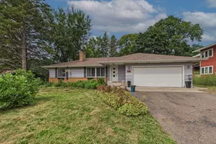 2085 Rosewood Ln S, Roseville, MN 55113 - Photo 29