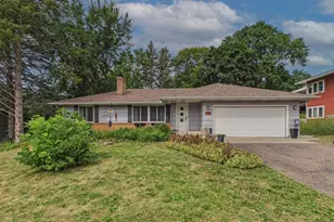 2085 Rosewood Ln S, Roseville, MN 55113 - Photo 1
