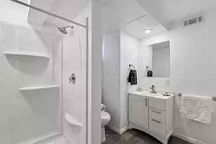 870 22nd Ave SE, Minneapolis, MN 55414 - Photo 15