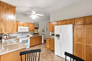 2556 Sumac Ridge, White Bear Lake, MN 55110 - Photo 17