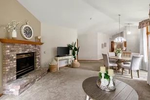 2556 Sumac Ridge, White Bear Lake, MN 55110 - Photo 9