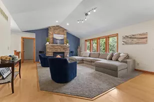 27166 Bayshore Cir NW, Isanti, MN 55040 - Photo 15