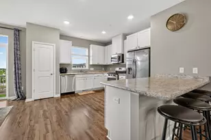 1671 Windigo Ln, Shakopee, MN 55379 - Photo 9