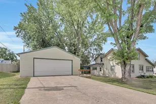 303 N Lakeshore Dr, Lake City, MN 55041 - Photo 5