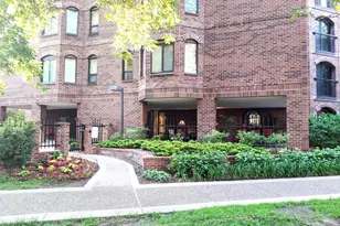 1235 Yale Pl, Minneapolis, MN 55403 - Photo 43